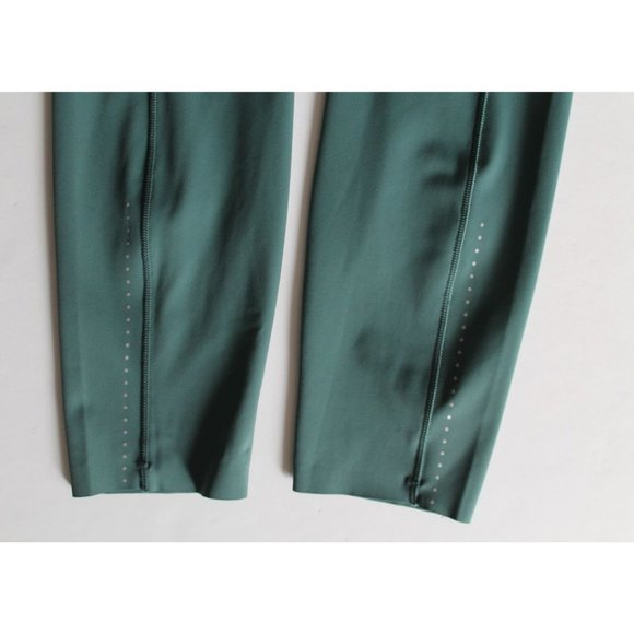 Lululemon Fast & Free 7/8 Tight II Nulux 25" Green Smoke Size 8 - Picture 9 of 10